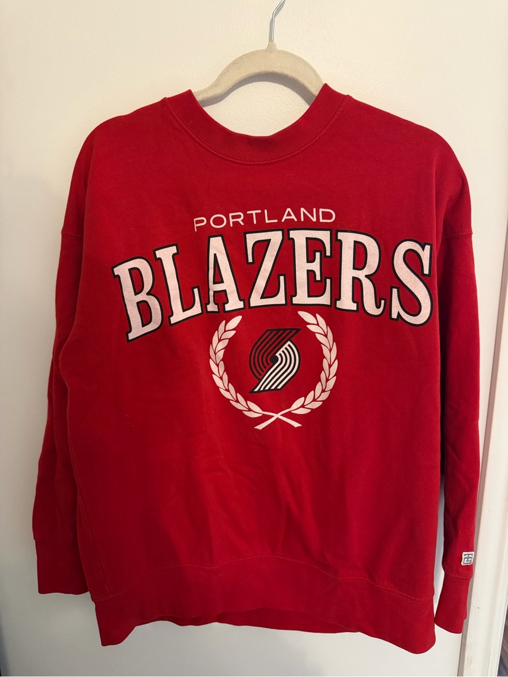 Portland Blazers Red Crewneck Sweatshirt - Team Logo Pullover